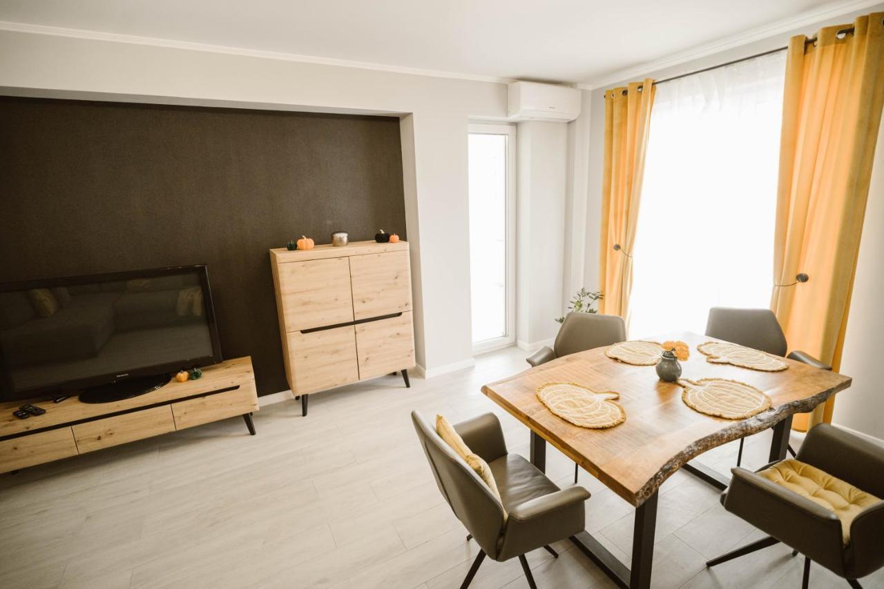 Sibiu Ezonia Central Apartment Dış mekan fotoğraf